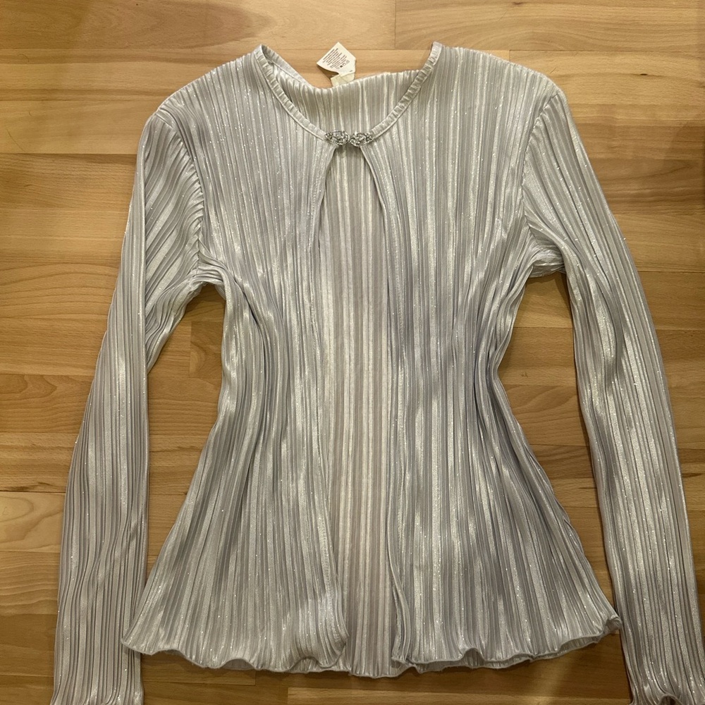 Elegant Silver cardigan with gem detail